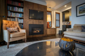 Sunny Kilmore Apartment